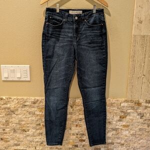 Levi's Signature totally shaping skinny jeans size 8